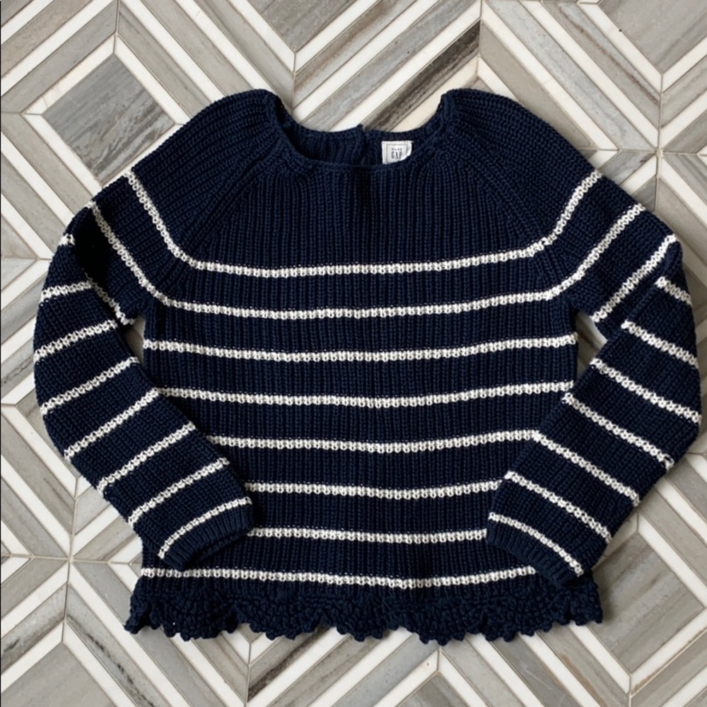 Gap size 5 - girls navy white stripe knit sweater